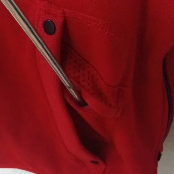 Red NIKE 1992 Graphic Sweatshirt - Picture 10 of 14